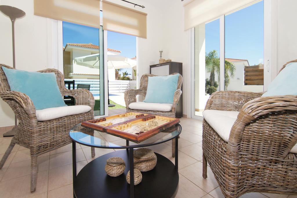 Villa Celine プロタラス エクステリア 写真